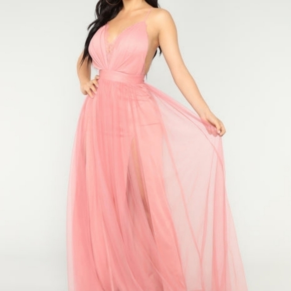 FASHION NOVA Work The Runway Blush Tulle Maxi Backless Dress - Picture 1 of 16